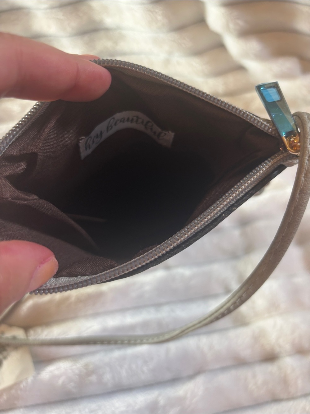 Hey Beautiful Gray Crossbody Bag with Anchor Appliqué NWT - Picture 4 of 6